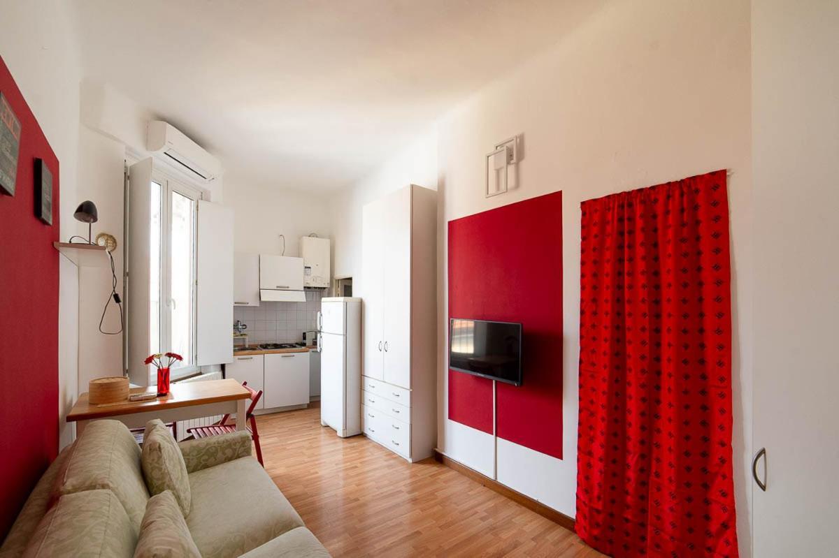 Hbhall Navigli 21 Milão Exterior foto