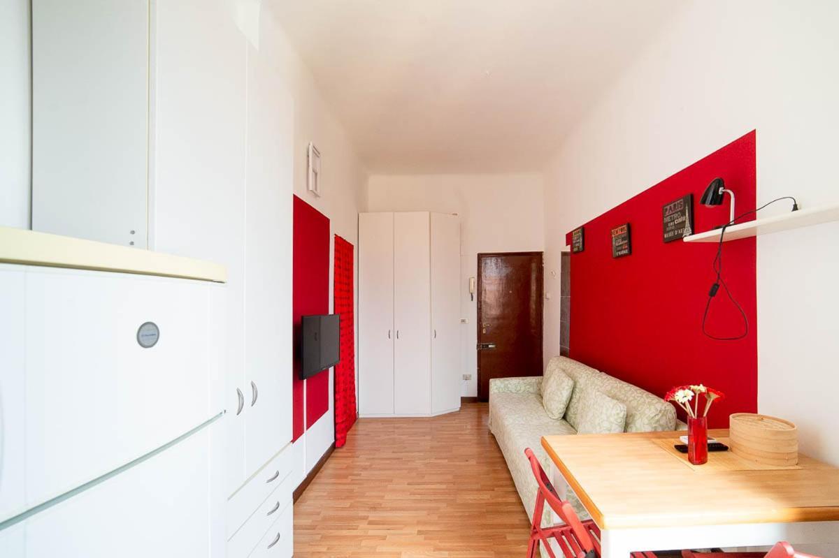Hbhall Navigli 21 Milão Exterior foto